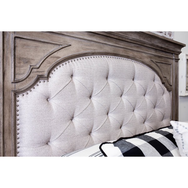 Laurel Foundry Modern Farmhouse Hetton Upholstered Standard Bed & Reviews | Wayfair